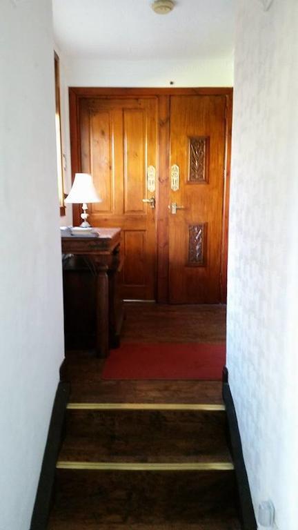 Rooms At Tarrareoch Батґейт Екстер'єр фото