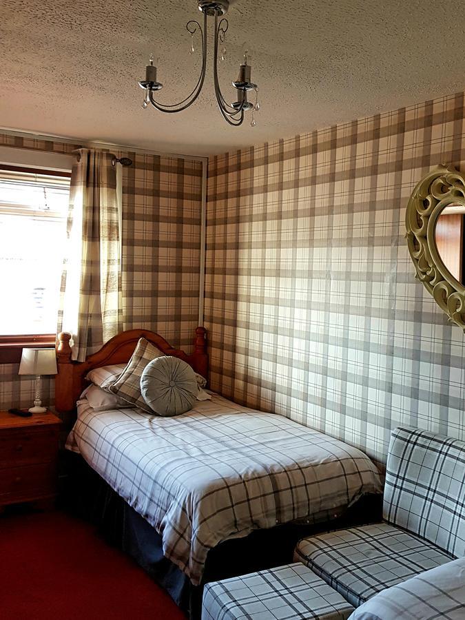 Rooms At Tarrareoch Батґейт Екстер'єр фото